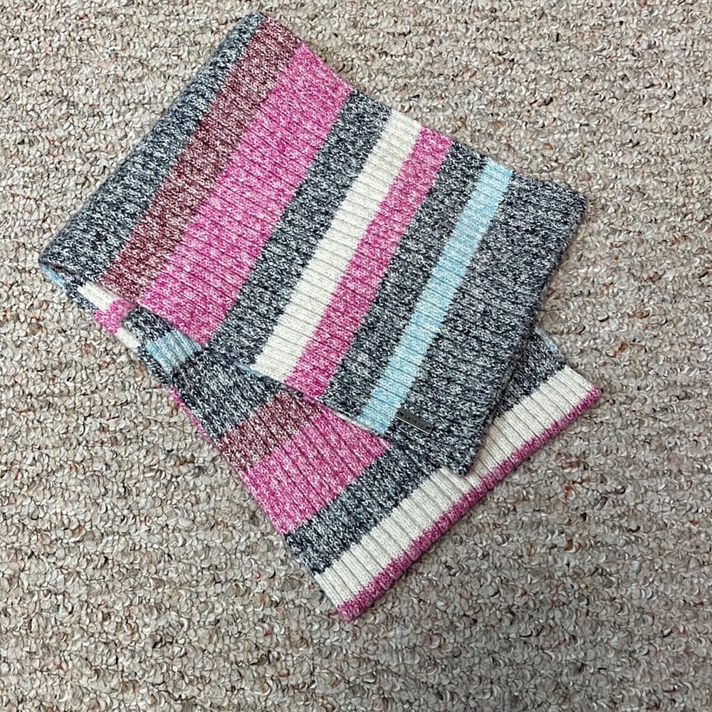 Tommy Hilfiger Infinity Scarf